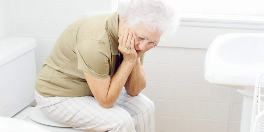 Недержание мочи у пожилых людей: причины, диагностика, устранение деликатной проблемы